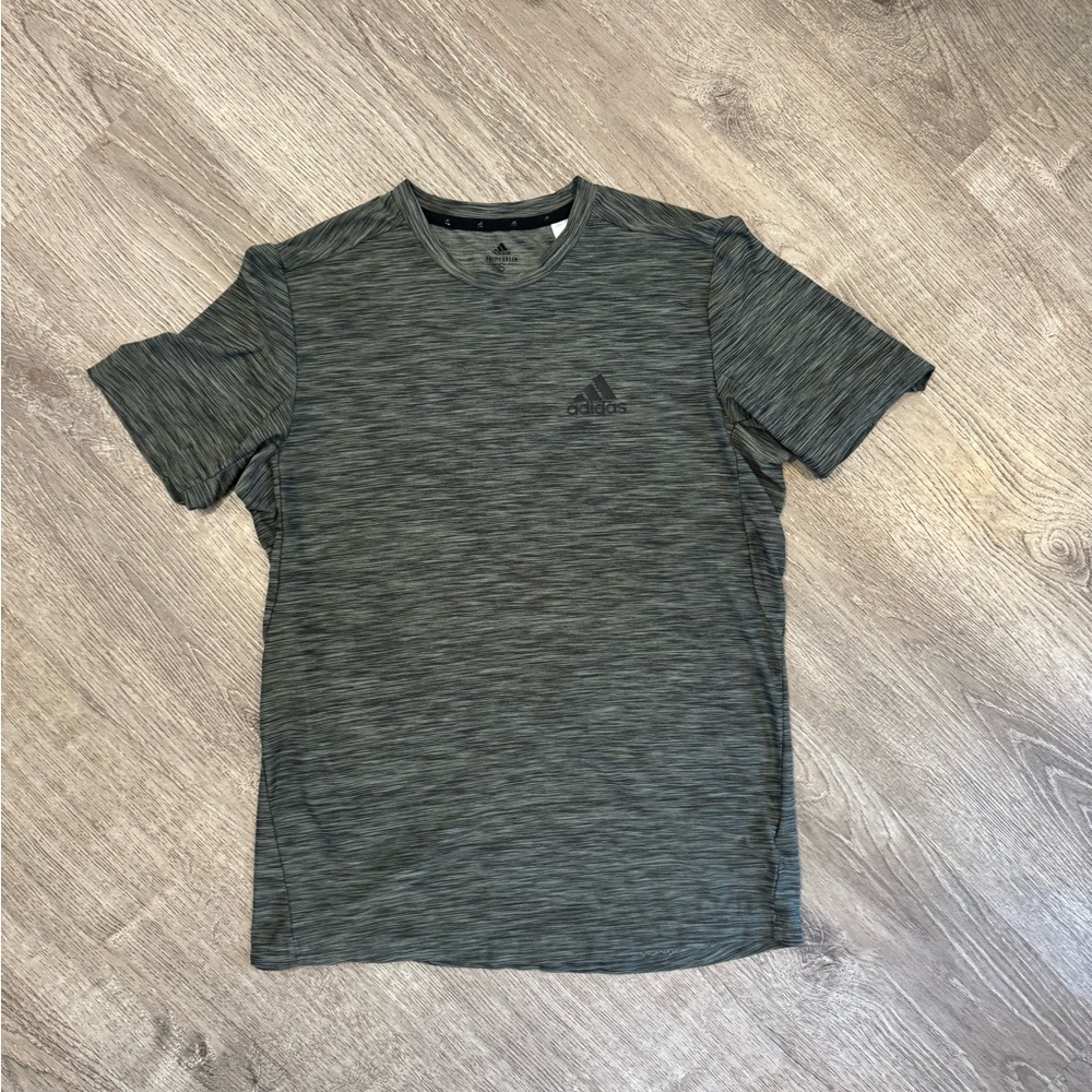 Adidas Men's All set training t-shirt size small